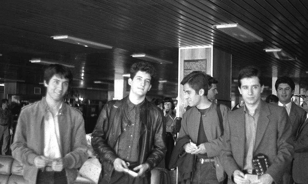 NACIONAL | Con la reedición en vinilo y CD de los álbumes La voz de los ’80 y Aparato Raro, Fusión celebra 40 años desde la inauguración de la mítica disquería en 1981