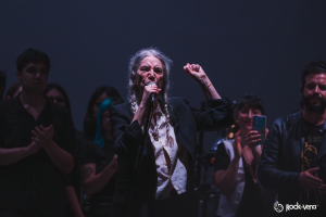 Soundwalk Collective con Patti Smith