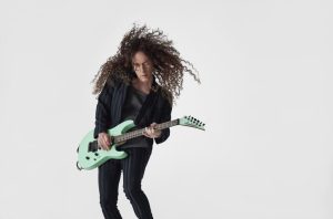 Marty-Friedman-1-Jackson-American-Series-Soloist-Virtuoso-Lifestyle-1-1024x683-1-1024x675