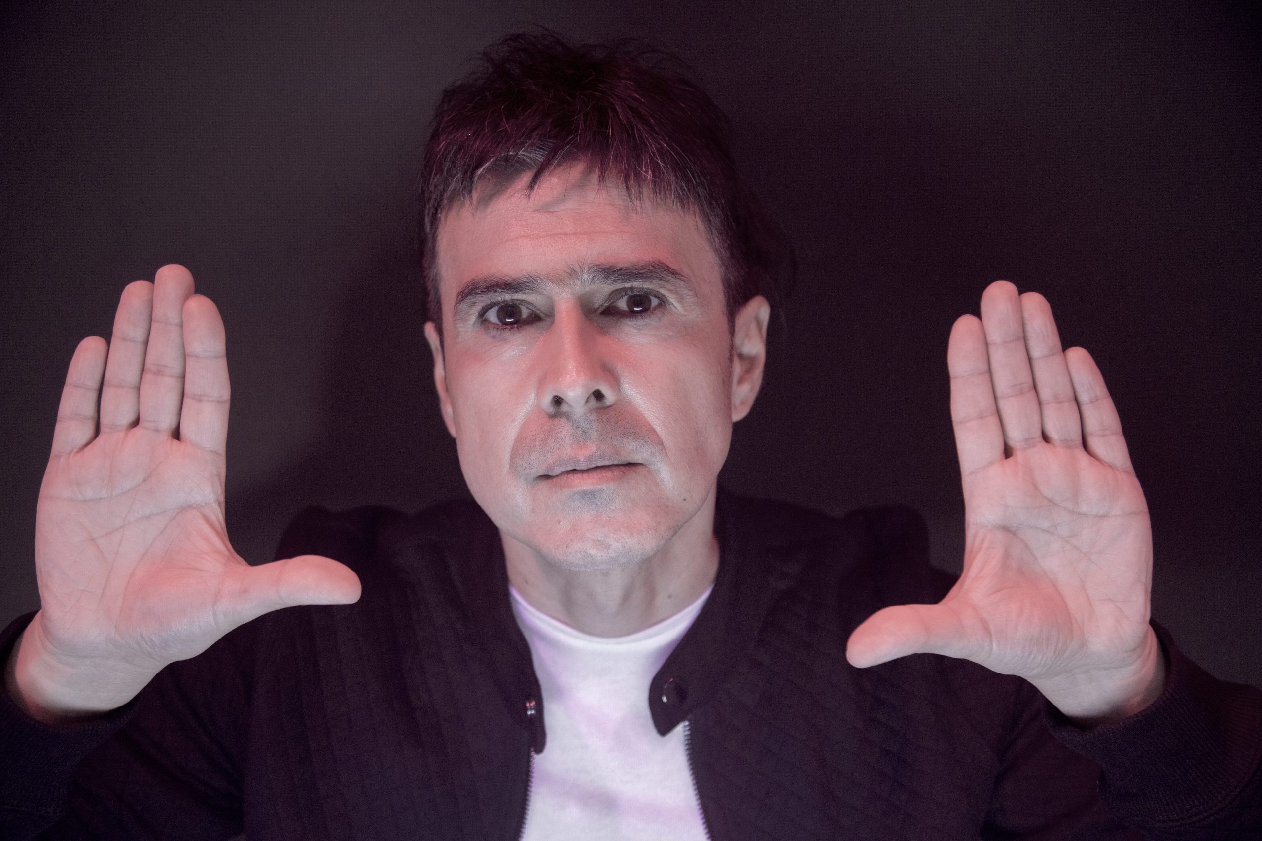 EVENTOS | Con destino a la ciudad de la furia: Francisco González anuncia gira por Buenos Aires