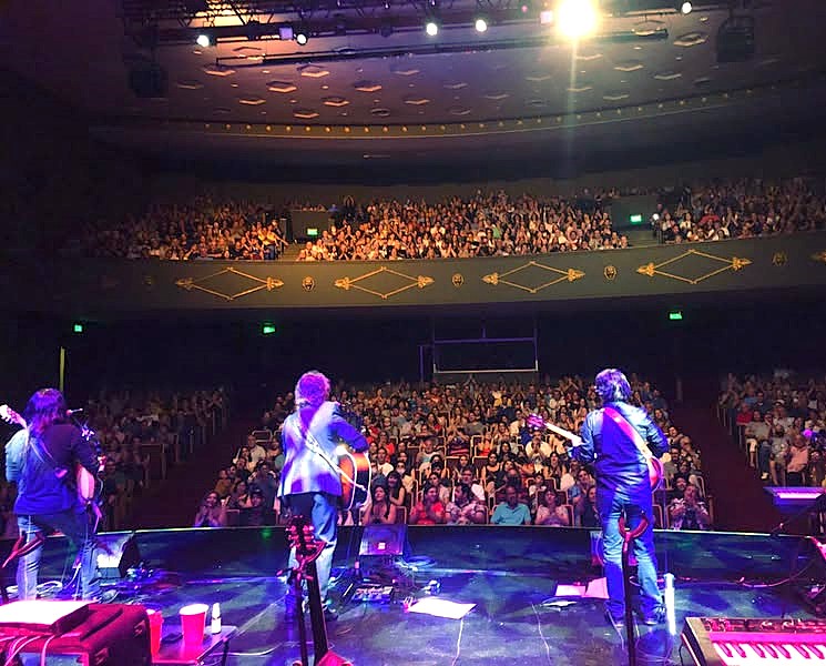 MARIO OLGUÍN lanza single “Sultán” y lo presentará este domingo 13 de julio en el concierto de BEATLEMANIA en Teatro Oriente