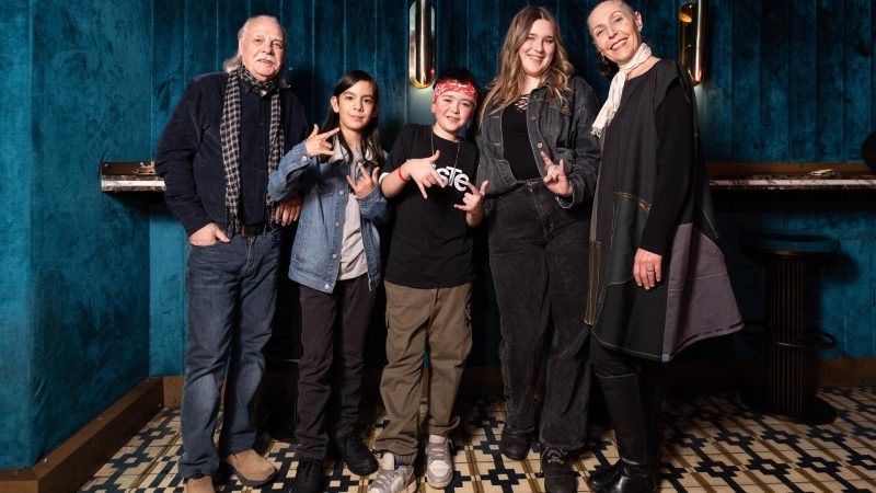 EVENTOS | Fundación Cultural Los Jaivas y School of Rock lanzan convocatoria para postular a su sexta beca de educación musical