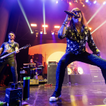 REVIEW CONCIERTO | Rata Blanca: El Coliseo ardió a puro hard rock y heavy, guitarras y 35 años de hermandad