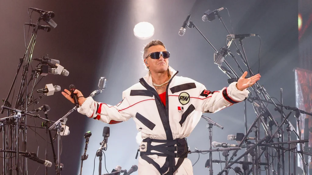 robbie-williams-rcde-stadium-cornella_98.jpg